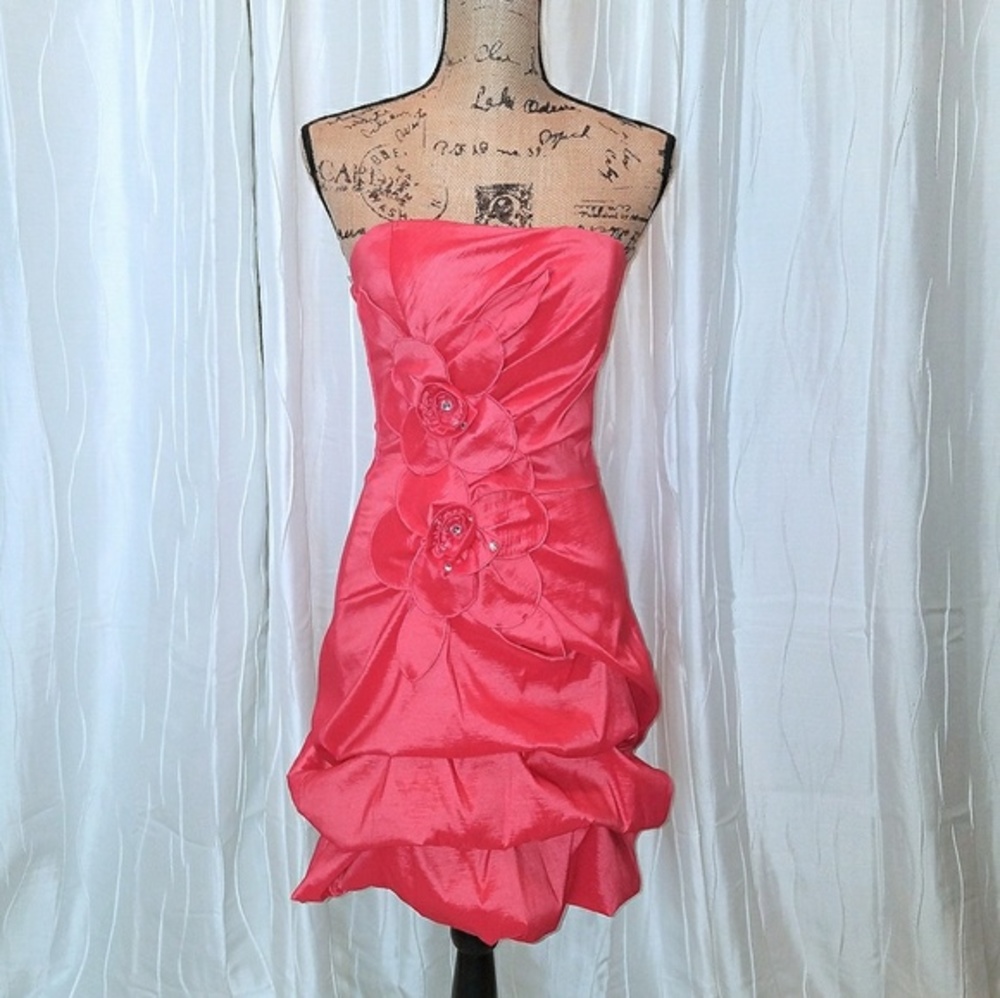 Sequin Hearts Pink Strapless Floral Appliqué Ruched Bubble Hem Cocktail Dress